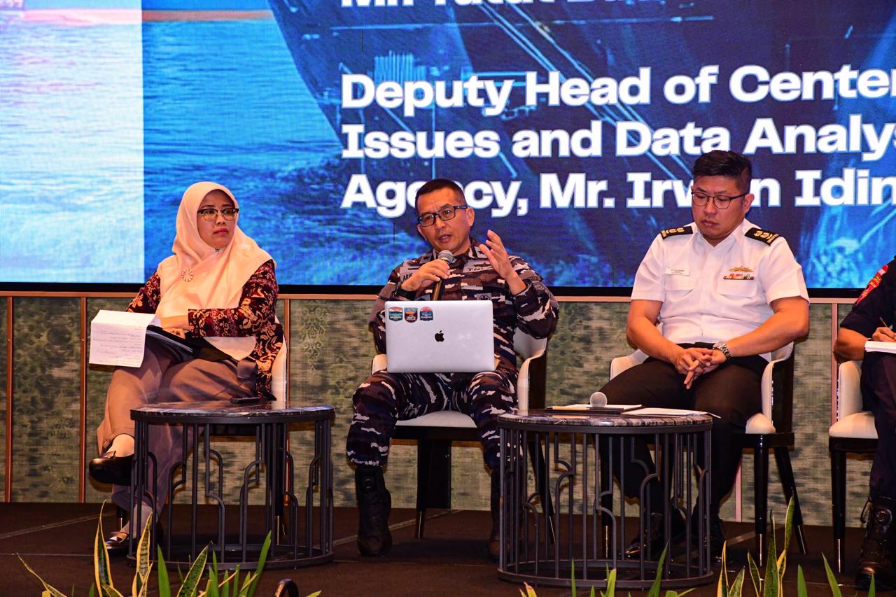 c15d01fc-725a-482b-815e-0a8282c3cfb5